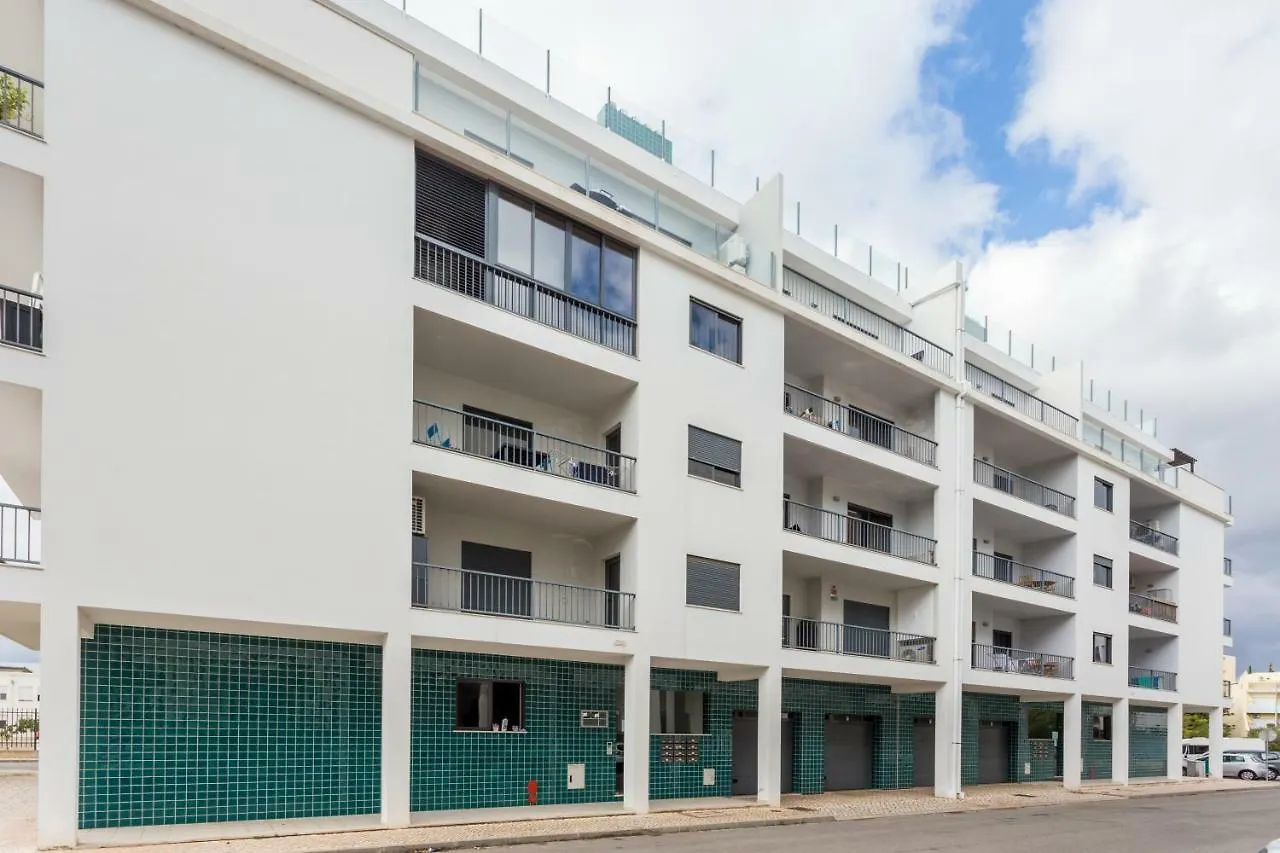 Lagos Marina Apartment With Pool & Gym 0*,